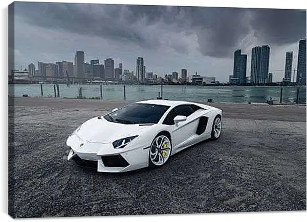 Постер на подрамнике - Ламборгини на фоне города