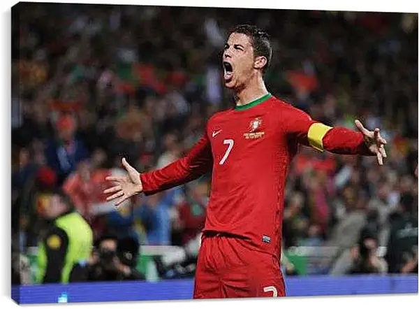 Постер на подрамнике - Криштиану Роналду капитан сборной Португалии.