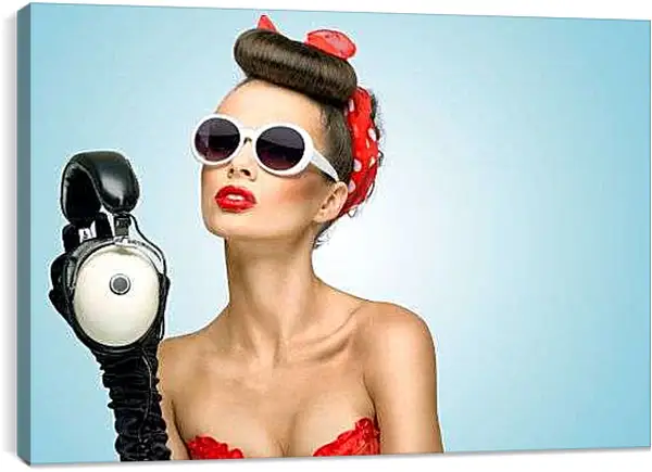 Постер на подрамнике - В ретро стиле