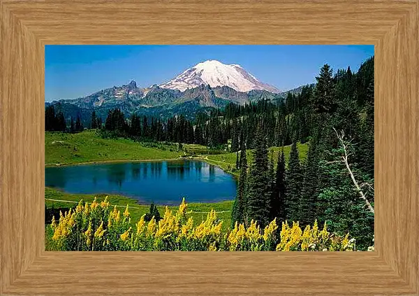 Картина в раме - Горы и озеро