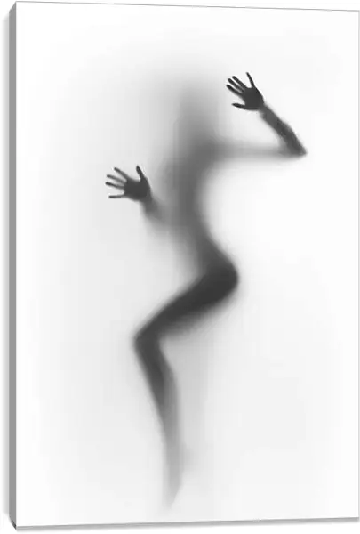 Постер на подрамнике - Силуэт девушки за стеклом 2