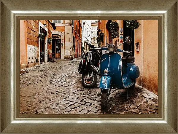 Картина в раме - Vespa на старой улице