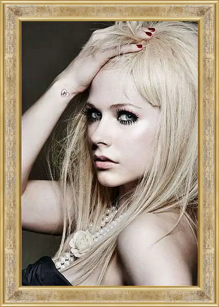 Картина в раме - Avril Lavigne - Аврил Лавин

