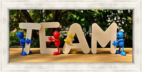 Картина в раме - Команда