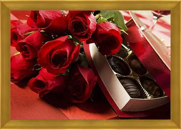 Картина в раме - Красные розы и конфеты