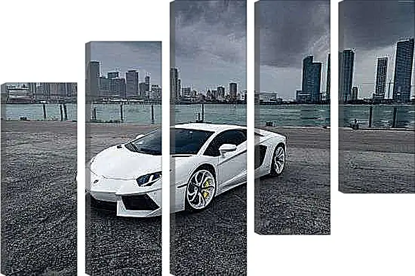 Модульная картина - Ламборгини на фоне города