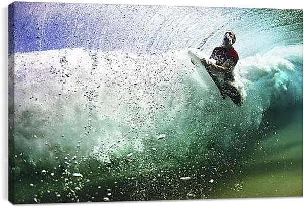 Постер на подрамнике - Сёрфингист под водой