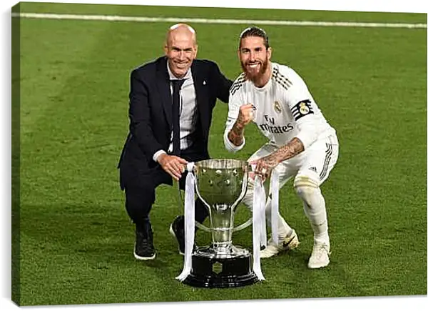 Постер на подрамнике - Зидан и Рамос с кубком. ФК Реал Мадрид. FC Real Madrid