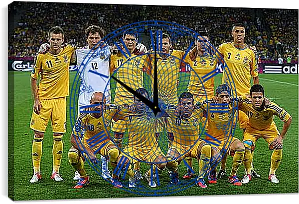 Часы картина - Фото перед матчем сборной Украины по футболу