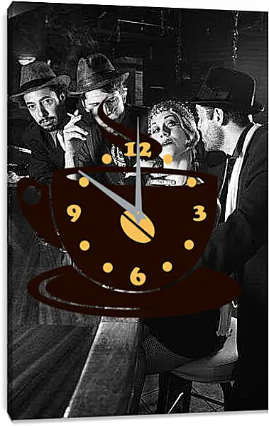 Часы картина - Дама в окружении кавалеров