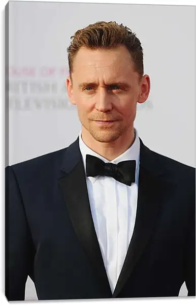 Постер на подрамнике - Том Хиддлстон. Thomas Hiddleston