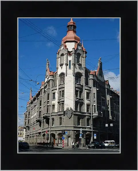 Картина в раме - Москва. Городское учреждение