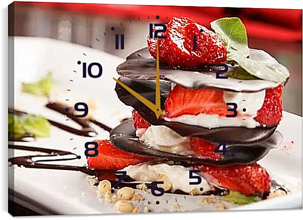 Часы картина - Десерт с клубникой. Сладкое искушение.