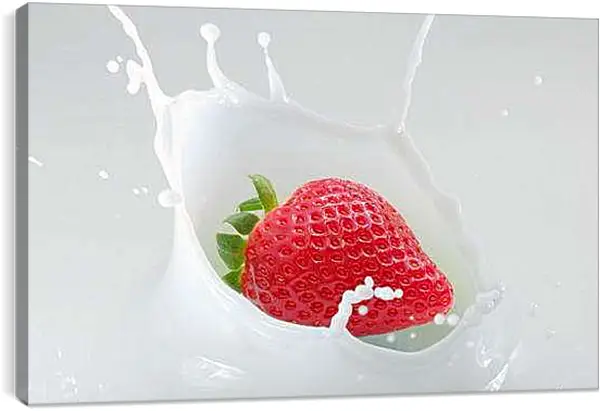 Постер на подрамнике - Клубника в сливках. Клубничное блаженство.