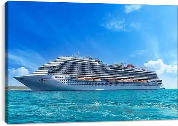 Постер на подрамнике - Большой круизный лайнер