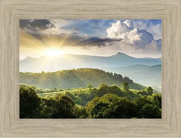 Картина в раме - Рассвет в горах