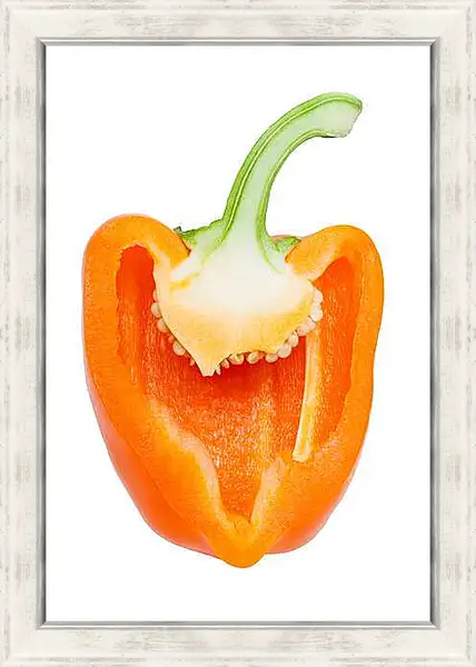 Картина в раме - Болгарский перец в разрезе, на белом фоне