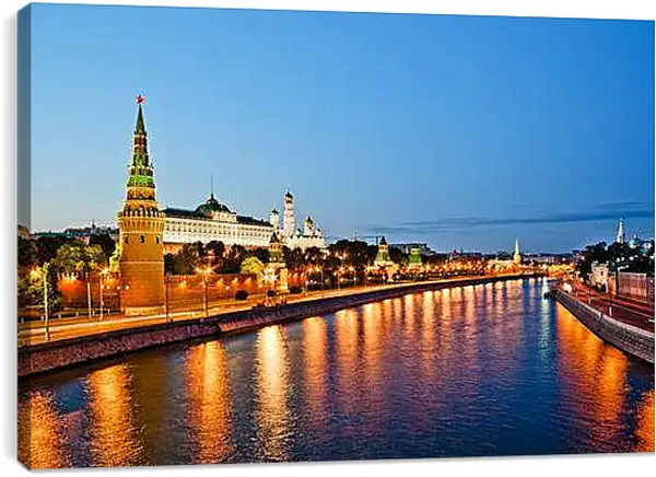 Постер на подрамнике - Москва река и Кремль