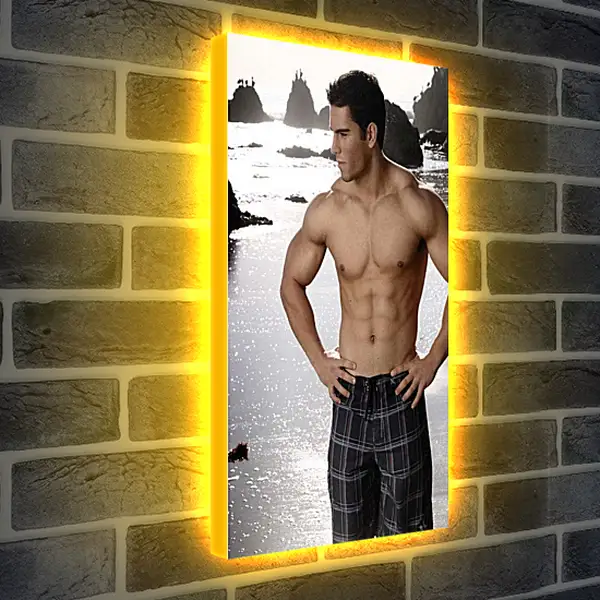 Лайтбокс световая панель - Мужчина на побережье