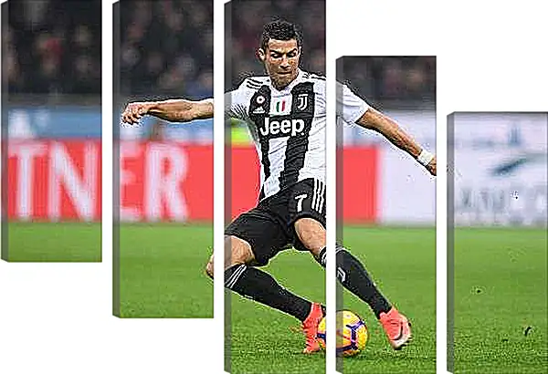 Модульная картина - Криштиану Роналду в работе
