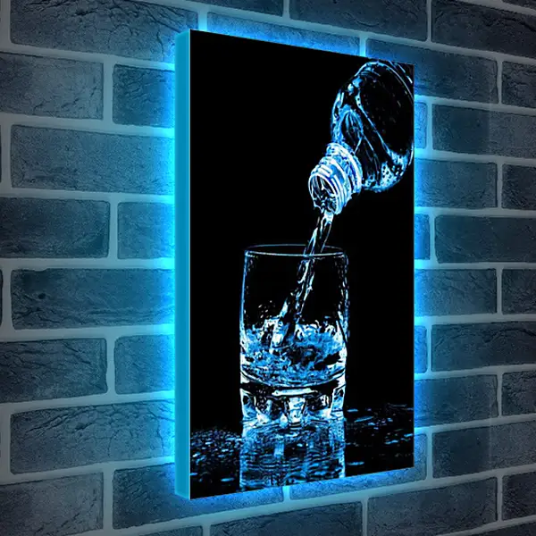 Лайтбокс световая панель - Стакан с водой и бутылка. Синяя свежесть.