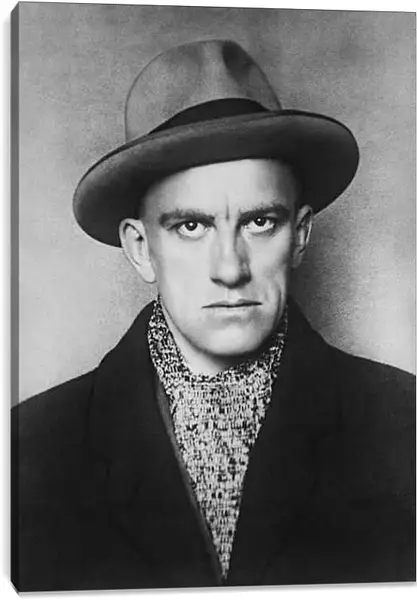 Постер на подрамнике - Владимир Владимирович Маяковский