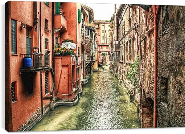 Постер на подрамнике - Маленький канал. Италия.
