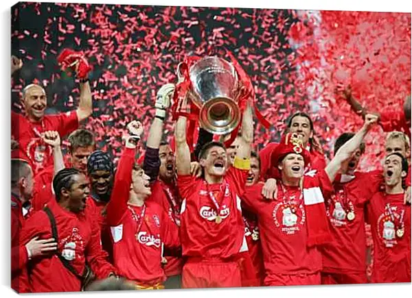 Постер на подрамнике - Футболисты Ливерпуля с кубком Лиги Чемпионов