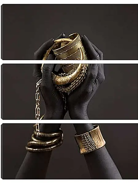 Модульная картина - Руки девушки в золоте