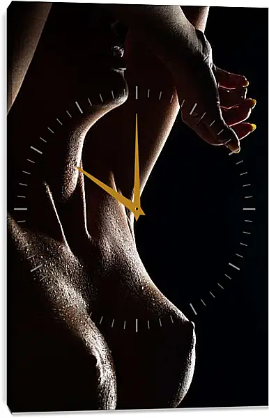 Часы картина - Мокрое тело девушки