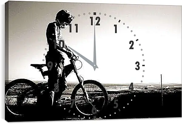 Часы картина - Велосипедист в шлеме