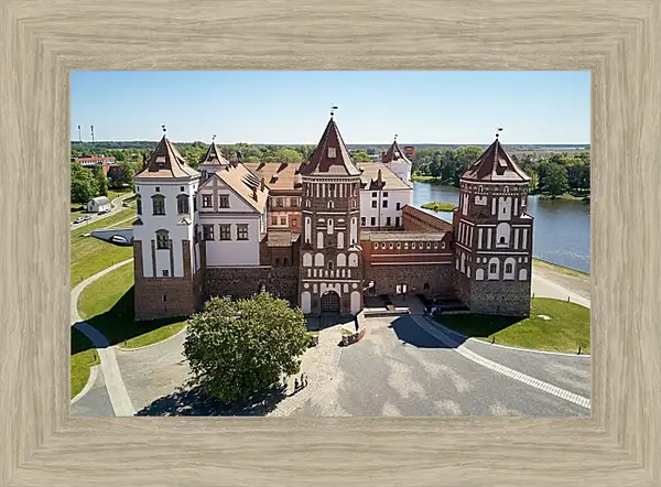 Картина в раме - Мирский замок 2. Республика Беларусь