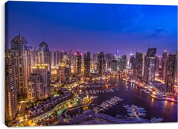 Постер на подрамнике - Вид на город и яхты в гавани. Дубай