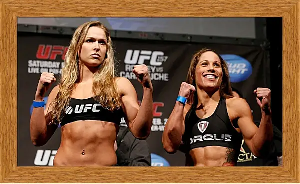 Картина в раме - UFC. MMA. Ронда Роузи перед боем. Картина в раме - UFC. MMA. Ронда Роузи перед боем.
