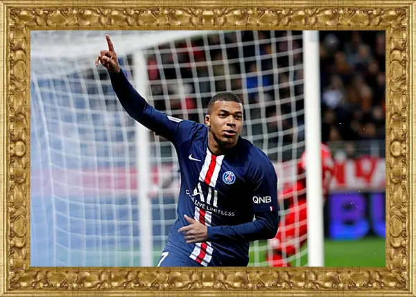 Картина в раме - Килиан Мбаппе. Kylian Mbappé Картина в раме - Килиан Мбаппе. Kylian Mbappé