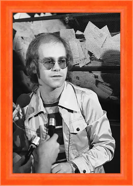 Картина в раме - Элтон Джон. Elton John Картина в раме - Элтон Джон. Elton John