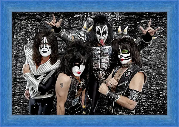 Картина в раме - Кисс. Kiss Картина в раме - Кисс. Kiss