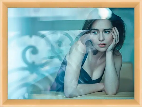 Картина в раме - Эмилия Кларк. Emilia Clarke Картина в раме - Эмилия Кларк. Emilia Clarke
