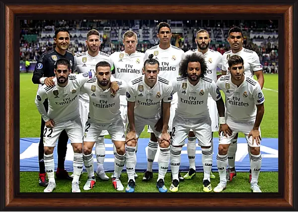 Картина в раме - Фото перед матчем ФК Реал Мадрид. FC Real Madrid Картина в раме - Фото перед матчем ФК Реал Мадрид. FC Real Madrid