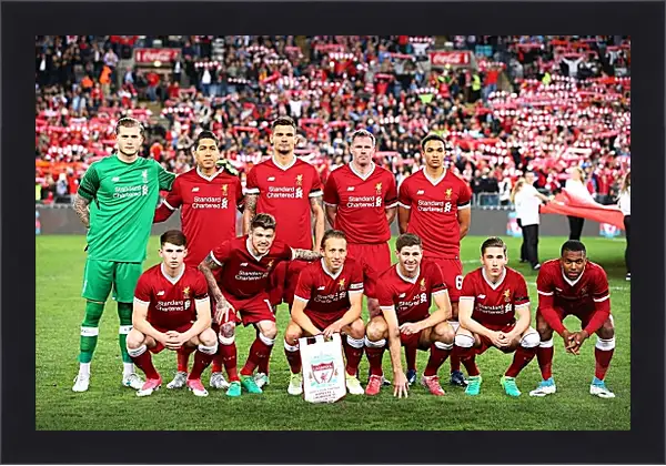 Картина в раме - Фото перед матчем ФК Ливерпуль. FC Liverpool Картина в раме - Фото перед матчем ФК Ливерпуль. FC Liverpool