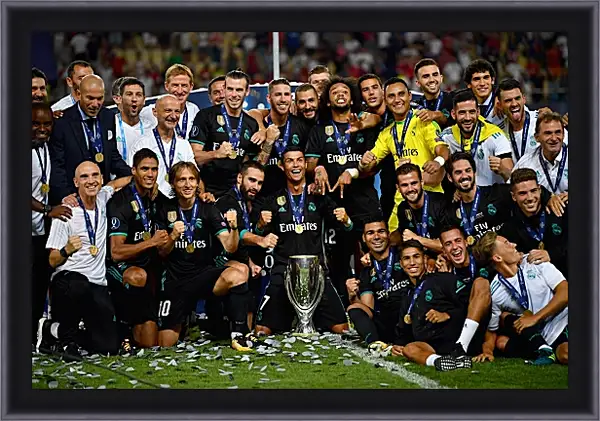 Картина в раме - Победа в суперкубке 2017. Реал Мадрид. Real Madrid Картина в раме - Победа в суперкубке 2017. Реал Мадрид. Real Madrid