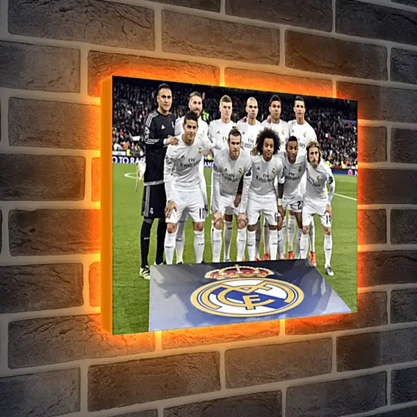 Лайтбокс световая панель - Фото перед матчем ФК Реал Мадрид. FC Real Madrid Лайтбокс световая панель - Фото перед матчем ФК Реал Мадрид. FC Real Madrid