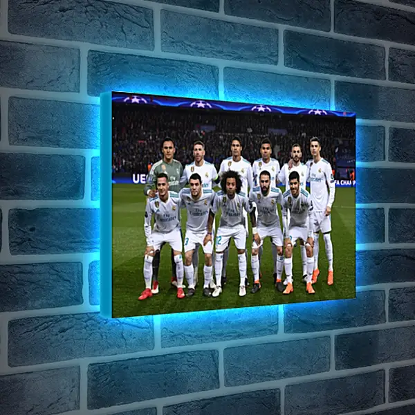 Лайтбокс световая панель - Фото перед матчем ФК Реал Мадрид. FC Real Madrid Лайтбокс световая панель - Фото перед матчем ФК Реал Мадрид. FC Real Madrid