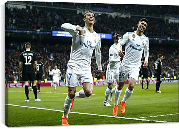 Постер на подрамнике - Празднование гола. ФК Реал Мадрид. FC Real Madrid Постер на подрамнике - Празднование гола. ФК Реал Мадрид. FC Real Madrid