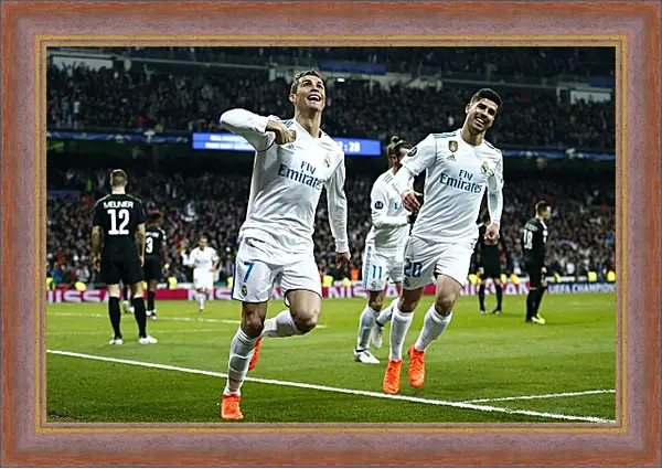 Картина в раме - Празднование гола. ФК Реал Мадрид. FC Real Madrid Картина в раме - Празднование гола. ФК Реал Мадрид. FC Real Madrid