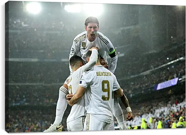 Постер на подрамнике - Празднование гола. ФК Реал Мадрид. FC Real Madrid Постер на подрамнике - Празднование гола. ФК Реал Мадрид. FC Real Madrid