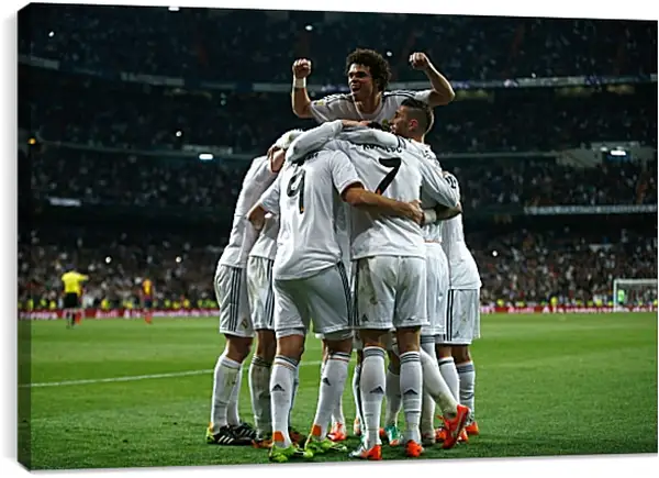 Постер на подрамнике - Празднование гола. ФК Реал Мадрид. FC Real Madrid Постер на подрамнике - Празднование гола. ФК Реал Мадрид. FC Real Madrid