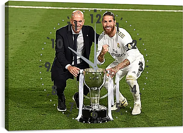 Часы картина - Зидан и Рамос с кубком. ФК Реал Мадрид. FC Real Madrid Часы картина - Зидан и Рамос с кубком. ФК Реал Мадрид. FC Real Madrid