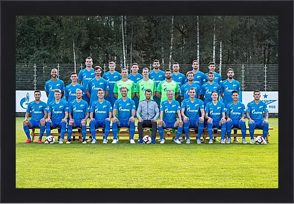 Картина в раме - ФК Зенит Санкт-Петербург. FC Zenit St. Petersburg Картина в раме - ФК Зенит Санкт-Петербург. FC Zenit St. Petersburg