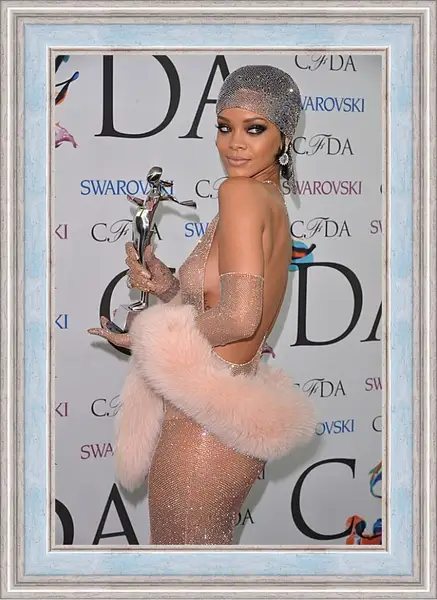 Картина в раме - Рианна. Rihanna Картина в раме - Рианна. Rihanna